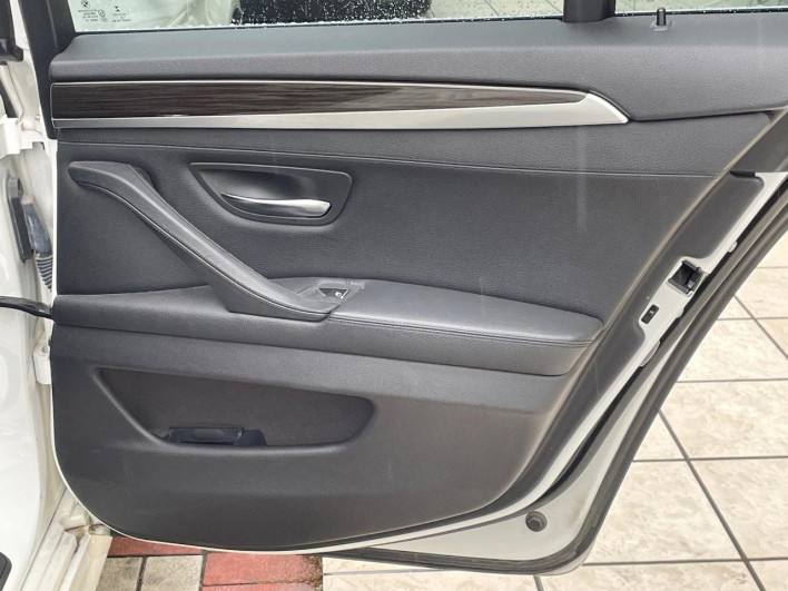 2015 BMW 5 Series DBA-XG20 (UW-69f496ad8d4f7)[6]