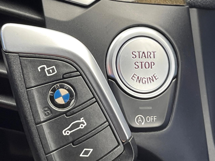 2020 BMW X3 3DA-UZ20 (UW-69f496ae5602d)[16]