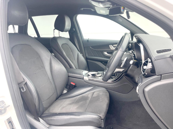 2017 Mercedes Benz GLC DBA-253946 (UW-69f496afe3603)[26]