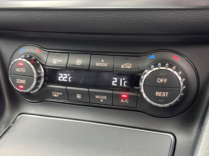 2018 Mercedes Benz CLA Class Shooting Brake DBA-117942 (UW-69f496afe7676)[24]