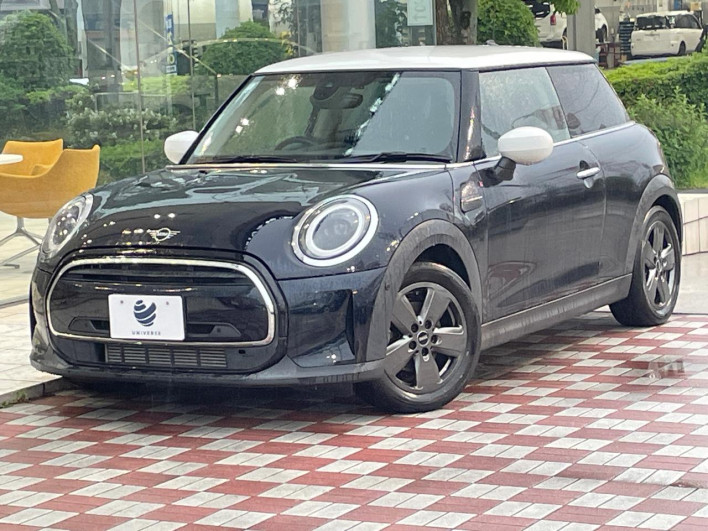 2022 Rover Mini 3DA-XY15MW (UW-69f496b4c57bf)[0]