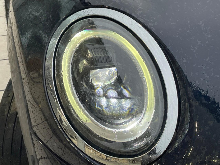 2022 Rover Mini 3DA-XY15MW (UW-69f496b4c57bf)[20]