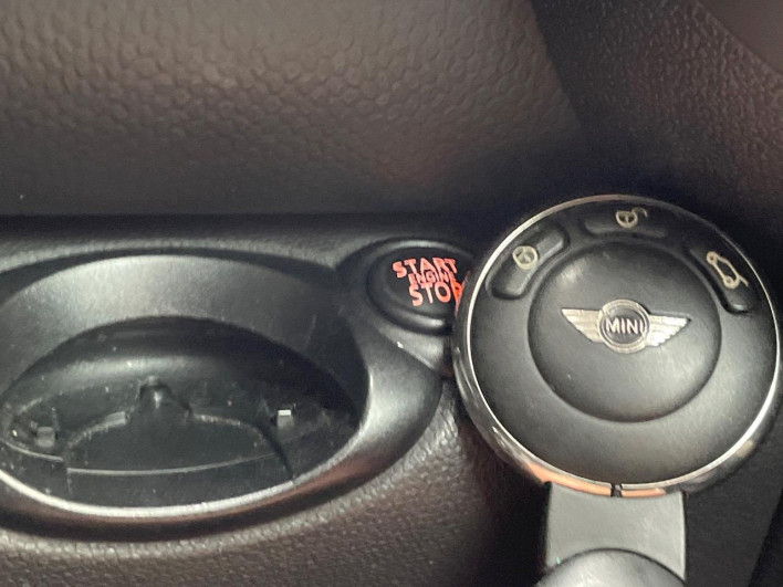 2014 Rover Mini CBA-SS16 (UW-69f496b6deff5)[27]