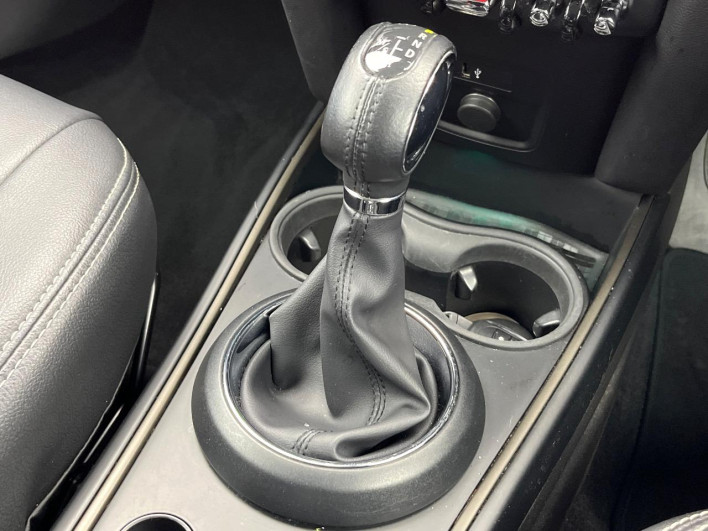 2020 Rover Mini LDA-YT20 (UW-69f496b76d4ef)[21]