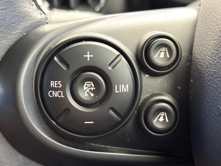 2020 Rover Mini LDA-YT20 (UW-69f496b76d4ef)[10]