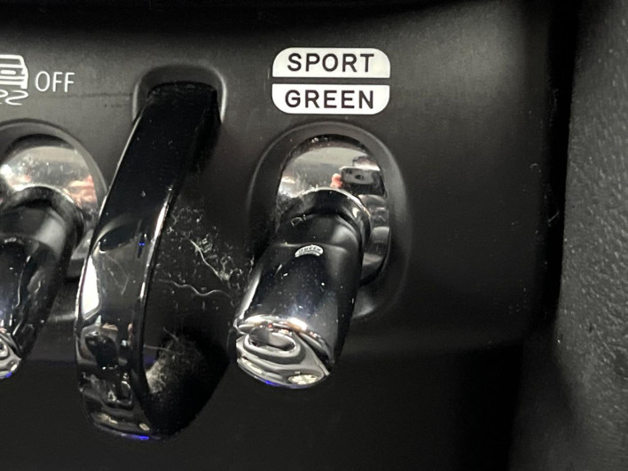 2020 Rover Mini LDA-YT20 (UW-69f496b76d4ef)[15]