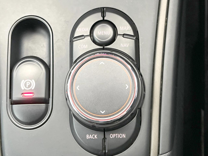 2018 Rover Mini LDA-YT20 (UW-69f496b7744a4)[19]