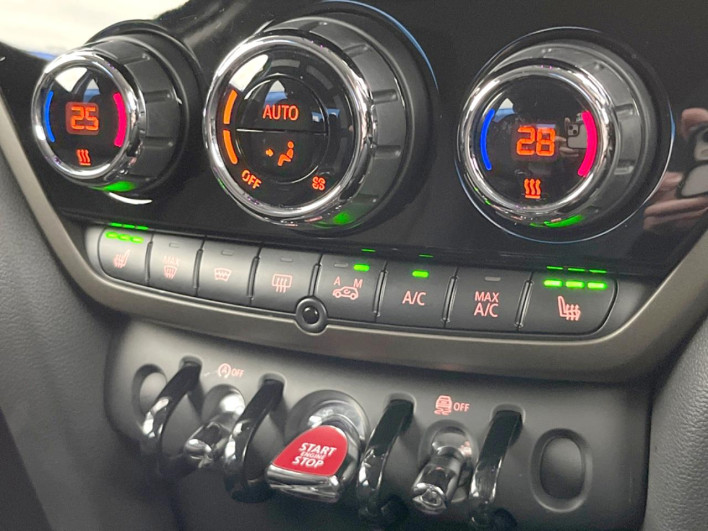 2018 Rover Mini LDA-YT20 (UW-69f496b7744a4)[12]