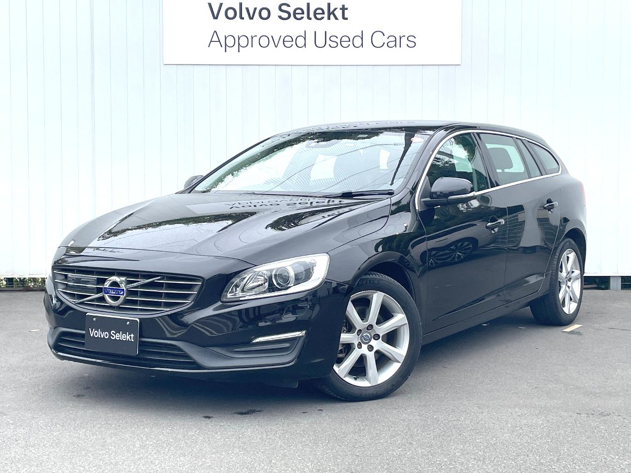 2015 Volvo V60 LDA-FD4204T