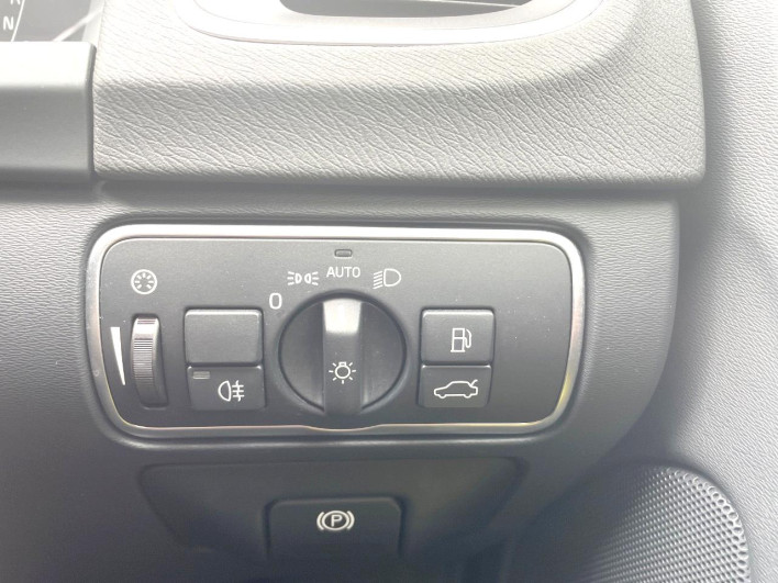 2015 Volvo V60 LDA-FD4204T (UW-69f496b951ad0)[11]