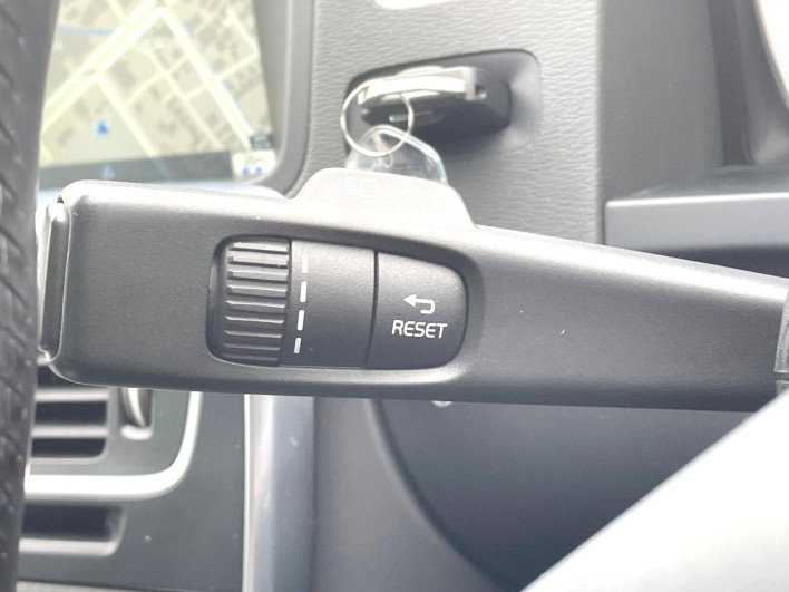 2015 Volvo V60 LDA-FD4204T (UW-69f496b951ad0)[9]