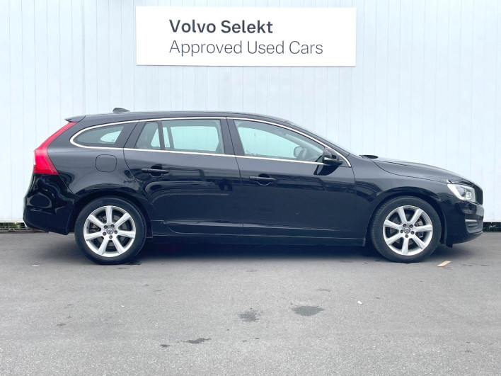 2015 Volvo V60 LDA-FD4204T (UW-69f496b951ad0)[18]