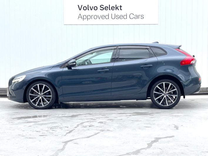2018 Volvo V40 LDA-MD4204T (UW-69f496bade145)[5]