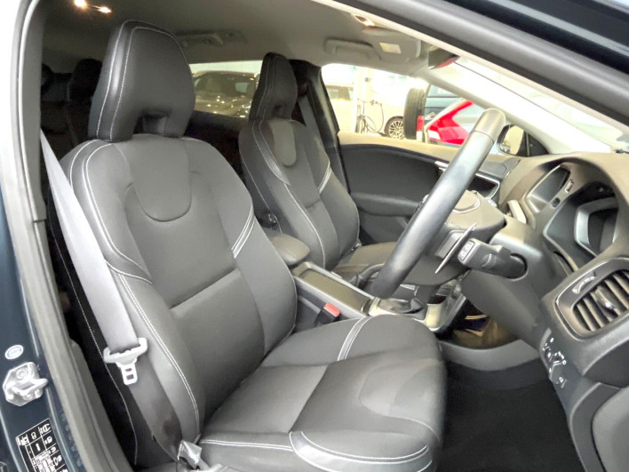 2018 Volvo V40 LDA-MD4204T (UW-69f496bade145)[20]