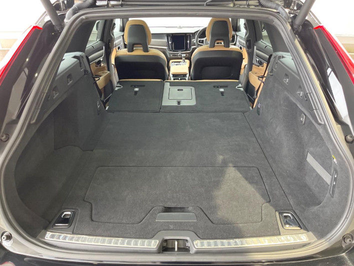 2017 Volvo V90 DBA-PB420 (UW-69f496bbf0625)[16]