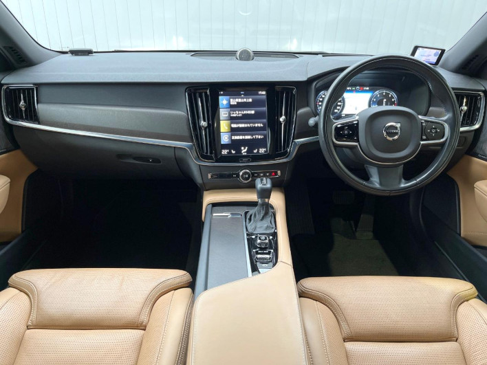 2017 Volvo V90 DBA-PB420 (UW-69f496bbf0625)[27]