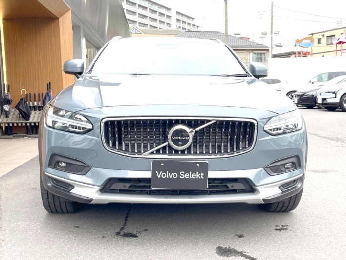 2024 Volvo V90 5AA-PB420TM (UW-69f496bc9edc8)[4]