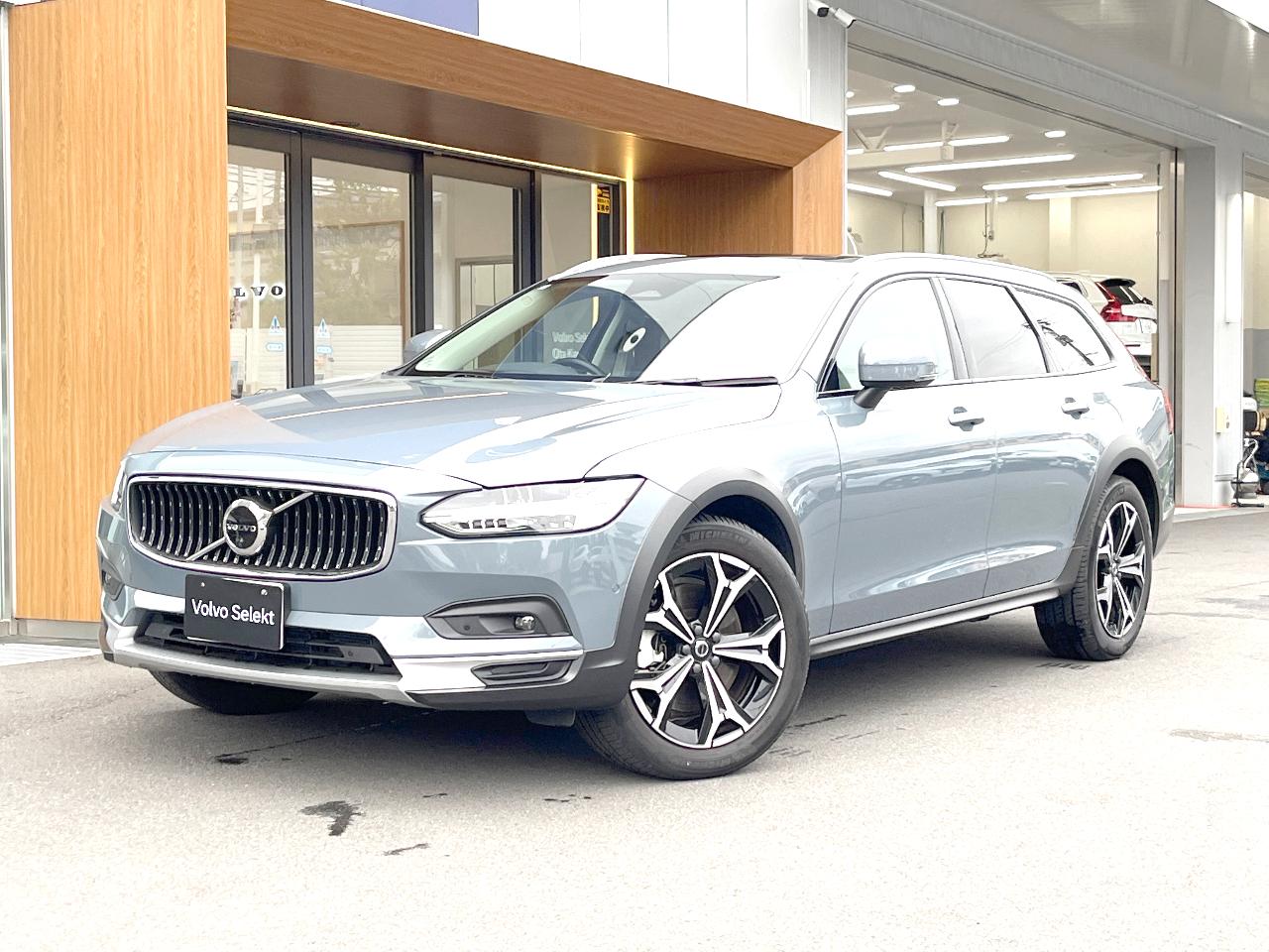 2024 Volvo V90 5AA-PB420TM