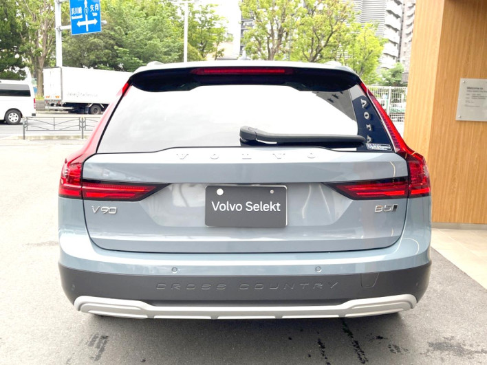 2024 Volvo V90 5AA-PB420TM (UW-69f496bc9edc8)[8]