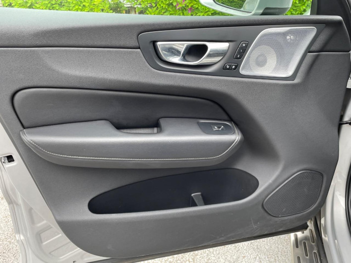 2021 Volvo XC60 5LA-UB420XCPA (UW-69f496be486fa)[23]