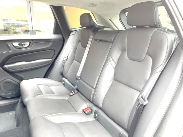 2022 Volvo XC60 5AA-UB420TXCM (UW-69f496be95df2)[12]