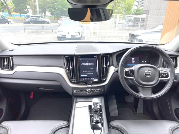 2022 Volvo XC60 5AA-UB420TXCM (UW-69f496be95df2)[13]