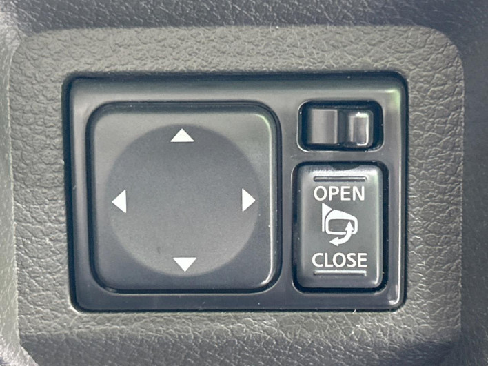 2013 Nissan Cube DBA-Z12 (UW-69f496bfb907f)[16]