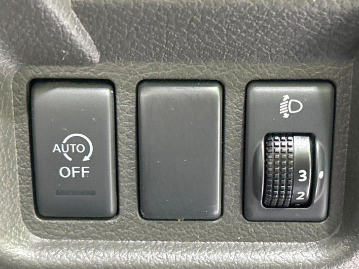 2013 Nissan Cube DBA-Z12 (UW-69f496bfb907f)[17]