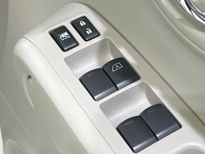2013 Nissan Cube DBA-Z12 (UW-69f496bfb907f)[14]