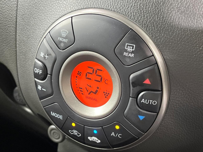 2014 Nissan Cube DBA-Z12 (UW-69f496c04c849)[23]