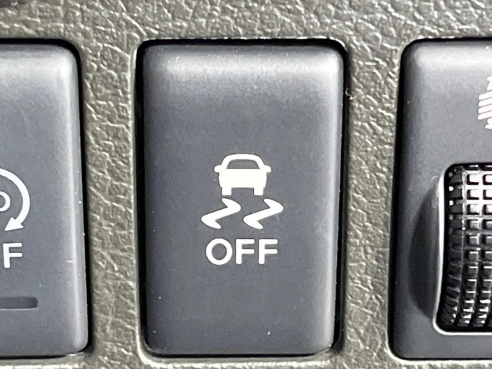 2014 Nissan Cube DBA-Z12 (UW-69f496c04c849)[9]