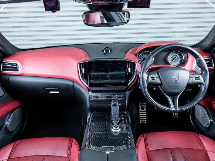2021 Maserati Ghibli 7BA-MG30 (UW-69f496c0edaa3)[0]