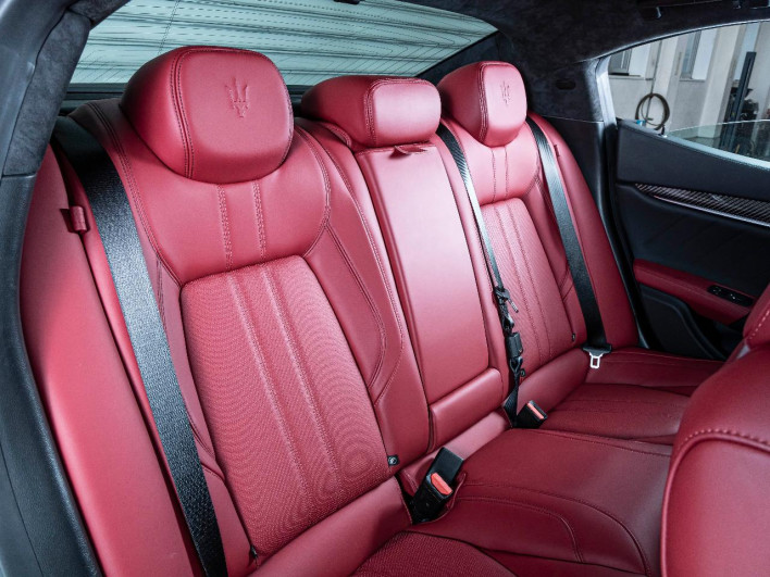 2021 Maserati Ghibli 7BA-MG30 (UW-69f496c0edaa3)[20]
