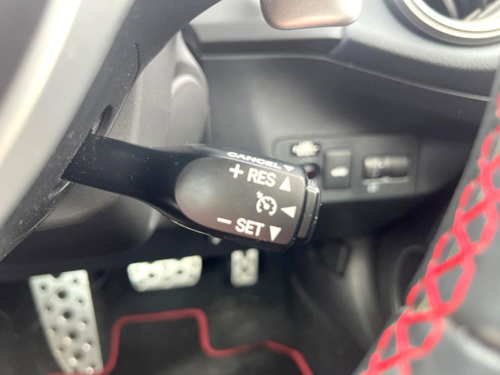 2016 Subaru BRZ DBA-ZC6 (UW-69f496c2e55de)[18]