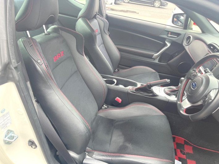 2016 Subaru BRZ DBA-ZC6 (UW-69f496c2e55de)[23]