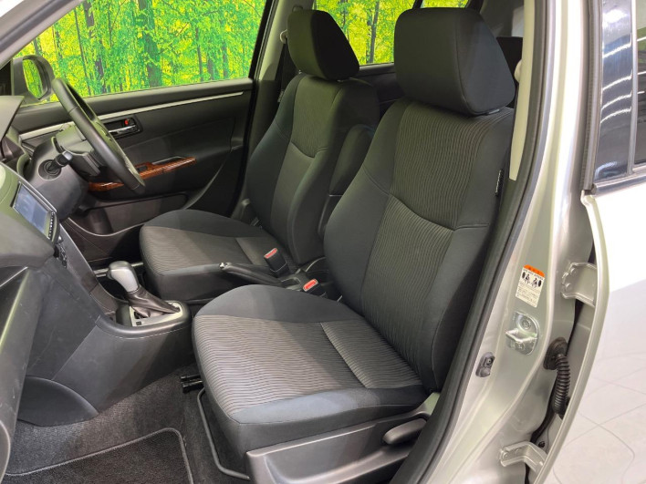 2011 Suzuki Swift DBA-ZC72S (UW-69f496c3e1264)[28]