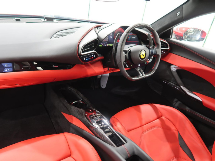 2024 Ferrari 296GTB 7LA-171K (UW-69f496c53d0a7)[18]