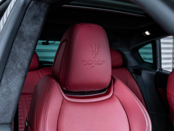 2022 Maserati Levante 7BA-MLE38 (UW-69f496c5e39db)[16]