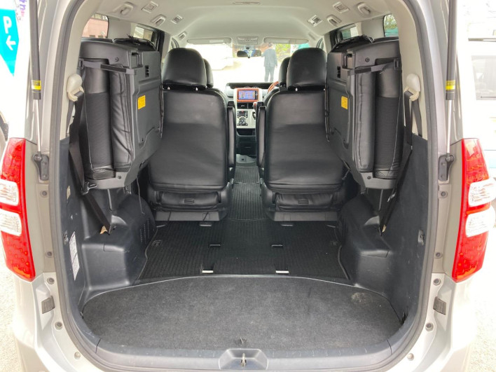 2010 Toyota Noah DBA-ZRR70G (UW-69f496c6a6b79)[26]