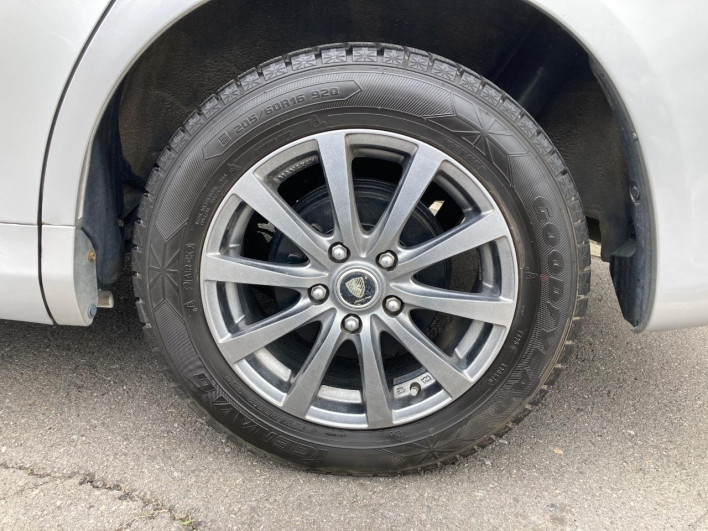 2010 Toyota Noah DBA-ZRR70G (UW-69f496c6a6b79)[5]