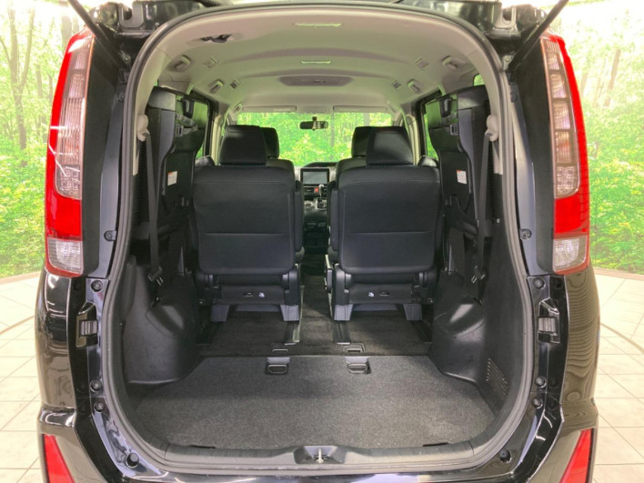 2014 Toyota Noah DBA-ZRR80W (UW-69f496c702ee0)[12]