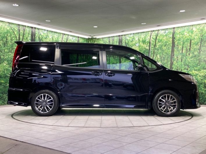 2014 Toyota Noah DBA-ZRR80W (UW-69f496c702ee0)[8]