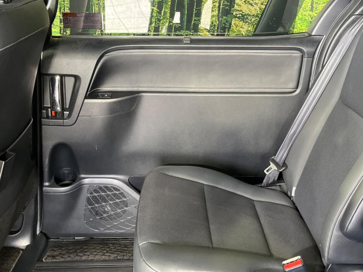 2019 Toyota Esquire DBA-ZRR80G (UW-69f496ca51c98)[21]