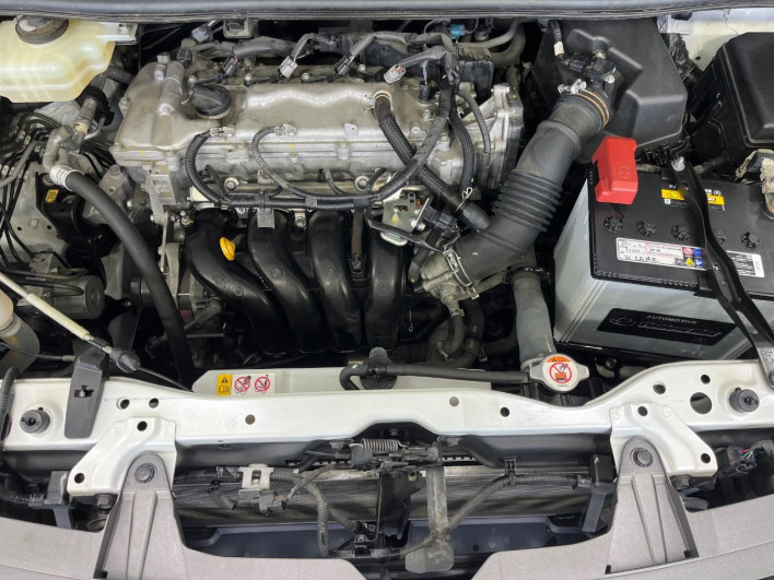 2019 Toyota Esquire DBA-ZRR80G (UW-69f496ca51c98)[11]