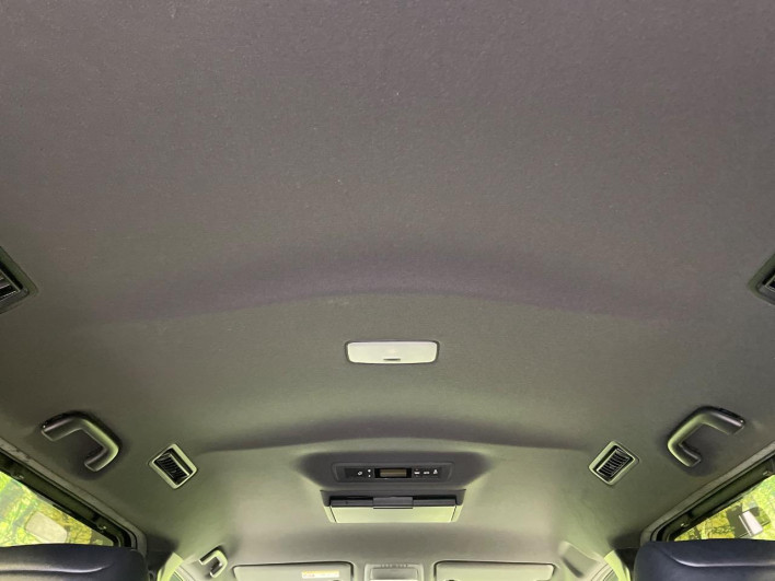 2020 Toyota Voxy 3BA-ZRR80W (UW-69f496cbc31a0)[18]
