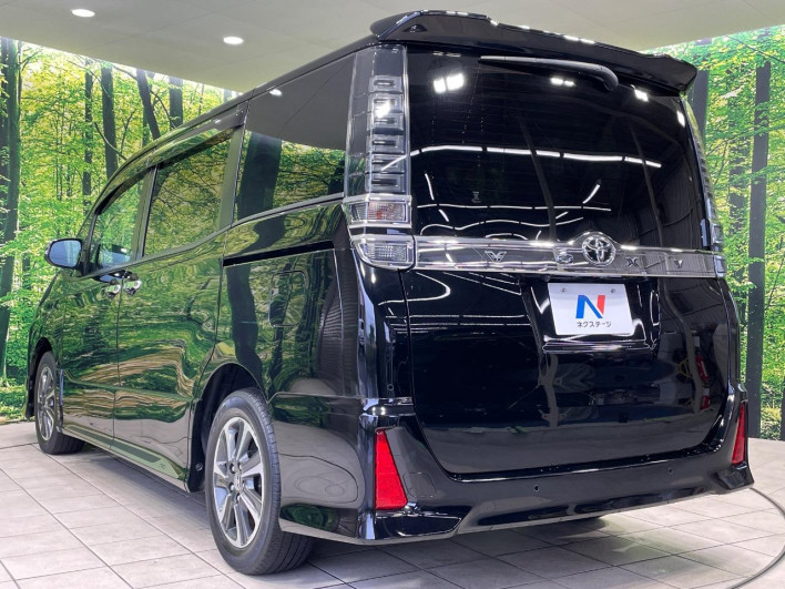 2020 Toyota Voxy 3BA-ZRR80W (UW-69f496cbc31a0)[12]