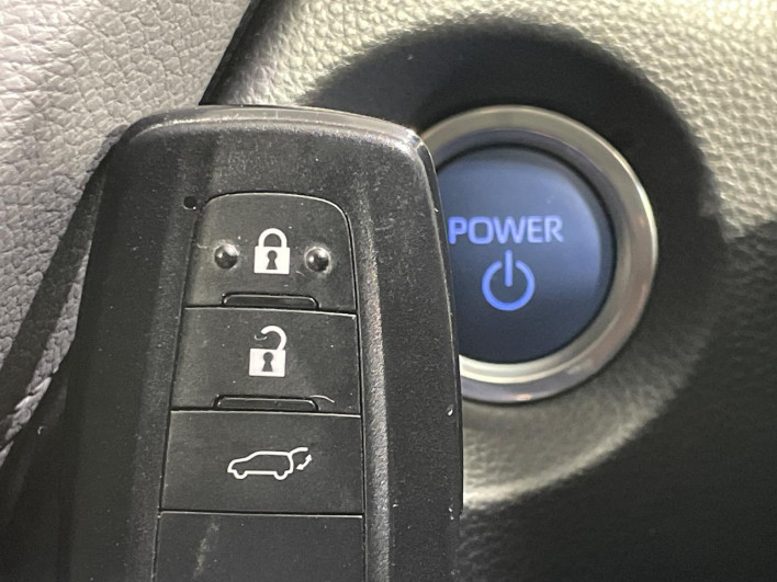 2023 Toyota Corolla Cross 6AA-ZVG11 (UW-69f496d172449)[4]