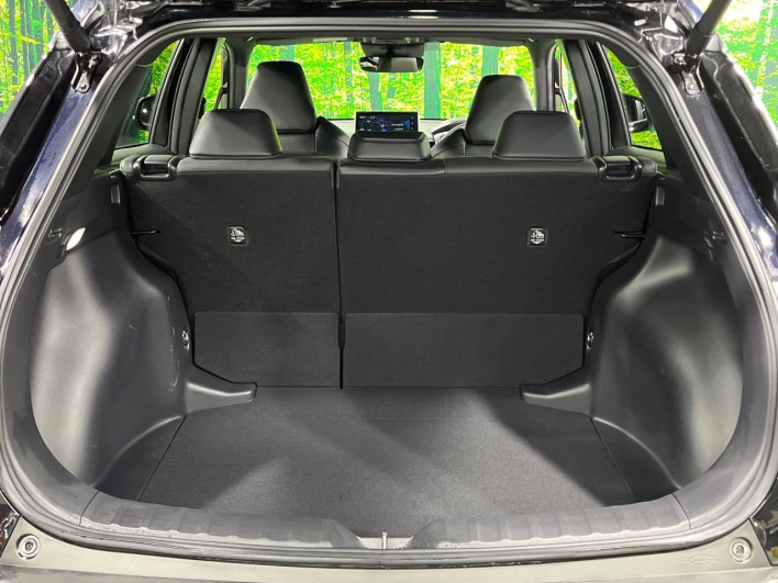 2023 Toyota Corolla Cross 6AA-ZVG13 (UW-69f496d1cba04)[10]