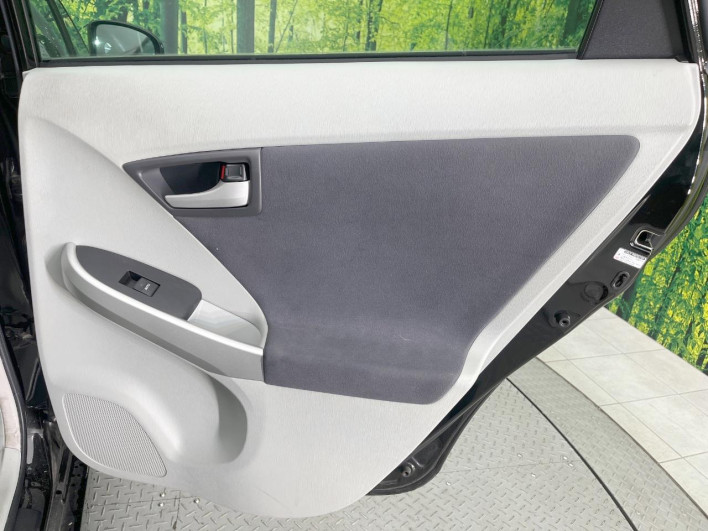 2010 Toyota Prius DAA-ZVW30 (UW-69f496d4b9b6d)[27]