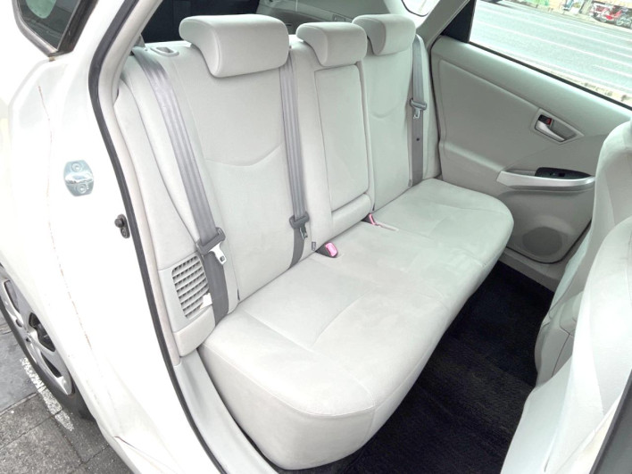 2012 Toyota Prius DAA-ZVW30 (UW-69f496d5d87f5)[29]